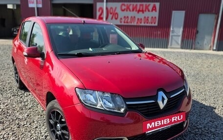 Renault Sandero II рестайлинг, 2015 год, 850 000 рублей, 2 фотография