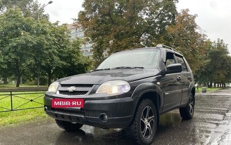 Chevrolet Niva I рестайлинг, 2012 год, 590 000 рублей, 2 фотография
