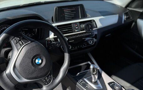 BMW 1 серия, 2018 год, 1 900 000 рублей, 6 фотография