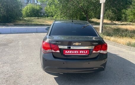 Chevrolet Cruze II, 2013 год, 920 000 рублей, 4 фотография