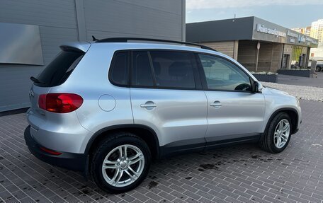Volkswagen Tiguan I, 2011 год, 1 050 000 рублей, 4 фотография