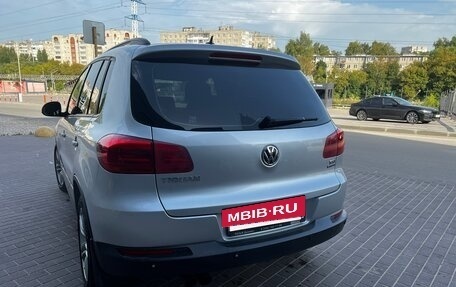 Volkswagen Tiguan I, 2011 год, 1 050 000 рублей, 5 фотография