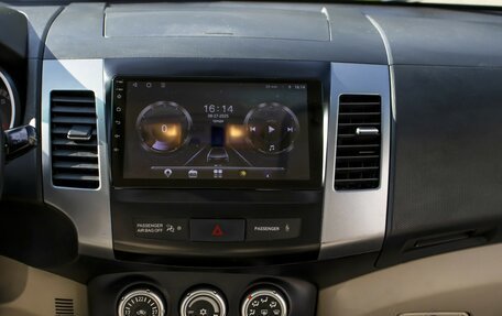 Mitsubishi Outlander III рестайлинг 3, 2008 год, 855 000 рублей, 14 фотография