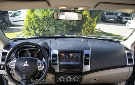 Mitsubishi Outlander III рестайлинг 3, 2008 год, 855 000 рублей, 12 фотография