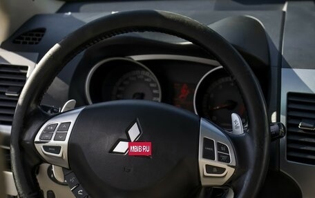 Mitsubishi Outlander III рестайлинг 3, 2008 год, 855 000 рублей, 13 фотография