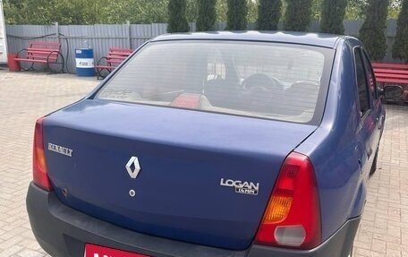 Renault Logan I, 2006 год, 200 000 рублей, 2 фотография