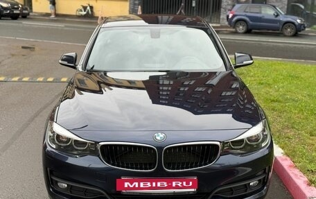 BMW 3 серия, 2019 год, 2 990 000 рублей, 16 фотография