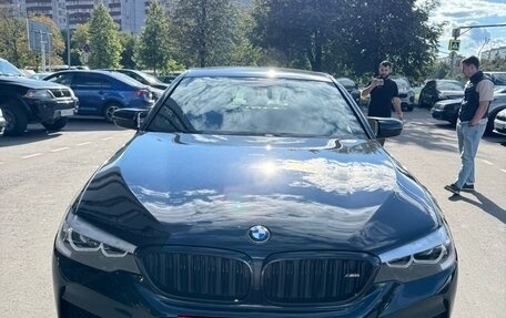 BMW 5 серия, 2017 год, 3 180 000 рублей, 2 фотография