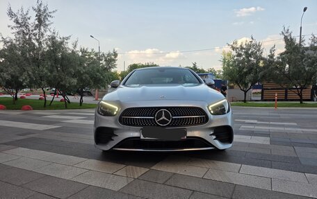 Mercedes-Benz E-Класс, 2021 год, 5 900 000 рублей, 5 фотография
