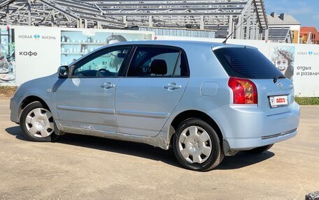 Toyota Corolla, 2004 год, 6 фотография