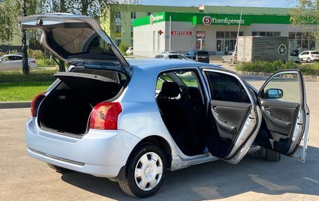 Toyota Corolla, 2004 год, 9 фотография