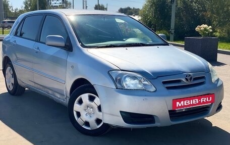 Toyota Corolla, 2004 год, 5 фотография