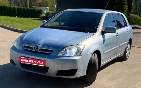 Toyota Corolla, 2004 год, 8 фотография
