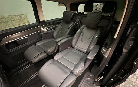 Mercedes-Benz V-Класс, 2020 год, 6 200 000 рублей, 2 фотография