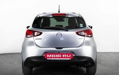 Mazda Demio IV, 2015 год, 890 000 рублей, 4 фотография