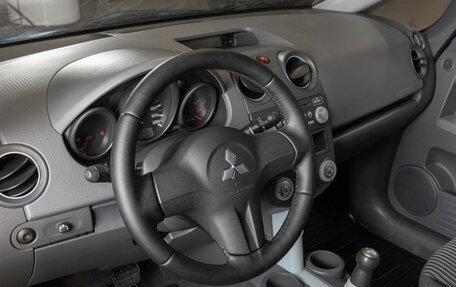 Mitsubishi Colt VI рестайлинг, 2007 год, 550 300 рублей, 3 фотография