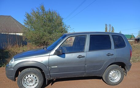 Chevrolet Niva I рестайлинг, 2012 год, 430 000 рублей, 4 фотография