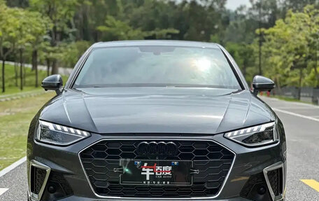 Audi A4, 2022 год, 2 850 000 рублей, 2 фотография