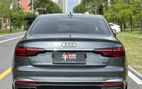 Audi A4, 2022 год, 2 850 000 рублей, 6 фотография