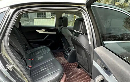 Audi A4, 2022 год, 2 850 000 рублей, 19 фотография