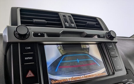 Toyota Land Cruiser Prado 150 рестайлинг 2, 2014 год, 3 100 000 рублей, 26 фотография