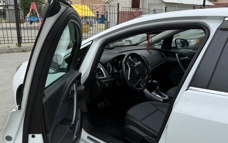 Opel Astra J, 2013 год, 990 000 рублей, 10 фотография