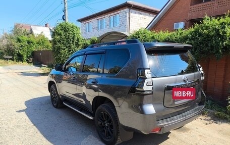 Toyota Land Cruiser Prado 150 рестайлинг 2, 2021 год, 6 500 000 рублей, 17 фотография