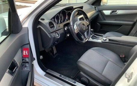 Mercedes-Benz C-Класс, 2013 год, 1 500 000 рублей, 6 фотография