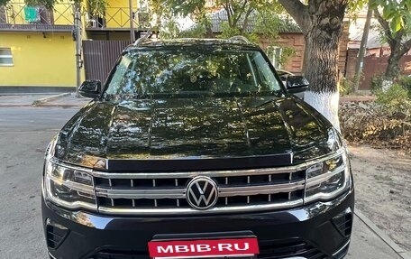 Volkswagen Teramont I, 2023 год, 4 850 000 рублей, 3 фотография