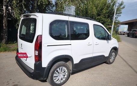 Peugeot Rifter I, 2021 год, 1 930 000 рублей, 7 фотография