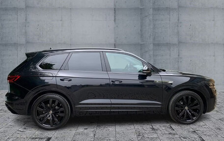 Volkswagen Touareg III, 2022 год, 7 000 000 рублей, 6 фотография