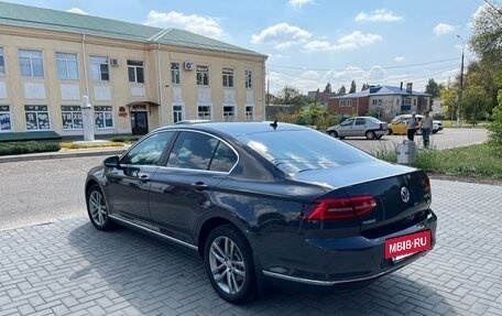 Volkswagen Passat B8 рестайлинг, 2017 год, 1 800 000 рублей, 7 фотография