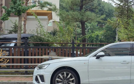 Audi A4, 2022 год, 2 490 000 рублей, 3 фотография