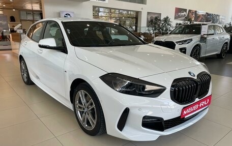 BMW 1 серия, 2021 год, 3 150 000 рублей, 5 фотография