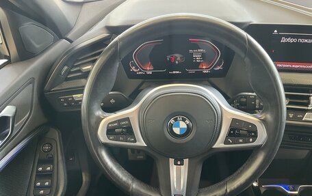 BMW 1 серия, 2021 год, 3 150 000 рублей, 16 фотография