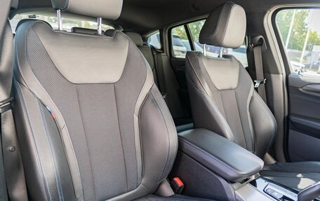 BMW X4, 2018 год, 3 790 000 рублей, 12 фотография