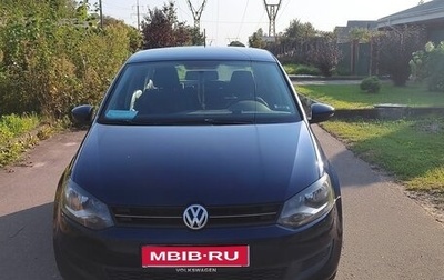 Volkswagen Polo VI (EU Market), 2010 год, 830 000 рублей, 1 фотография