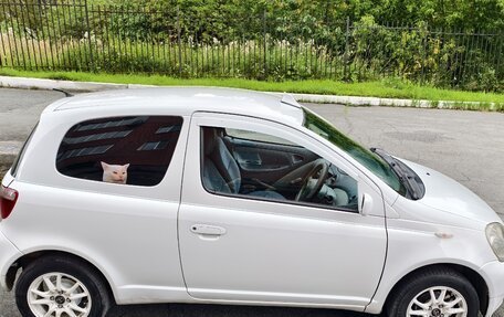 Toyota Vitz, 2001 год, 290 000 рублей, 4 фотография