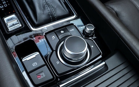 Mazda 6, 2019 год, 2 650 000 рублей, 18 фотография