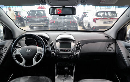 Hyundai ix35 I рестайлинг, 2013 год, 1 250 000 рублей, 17 фотография