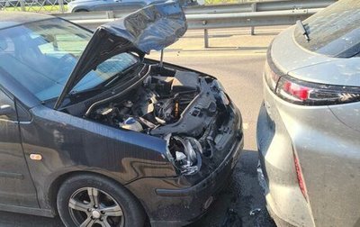 Volkswagen Polo IV рестайлинг, 2002 год, 250 000 рублей, 1 фотография