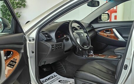 Toyota Camry, 2008 год, 1 349 000 рублей, 10 фотография
