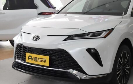 Toyota Venza, 2025 год, 4 830 000 рублей, 2 фотография