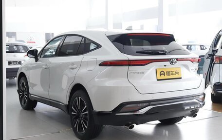 Toyota Venza, 2025 год, 4 830 000 рублей, 6 фотография