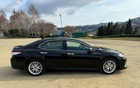 Toyota Camry, 2019 год, 3 000 000 рублей, 8 фотография