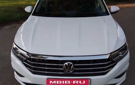 Volkswagen Jetta VII, 2020 год, 1 990 000 рублей, 1 фотография
