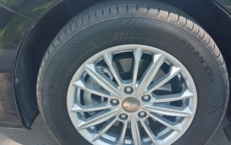 Toyota Camry, 2017 год, 2 150 000 рублей, 8 фотография