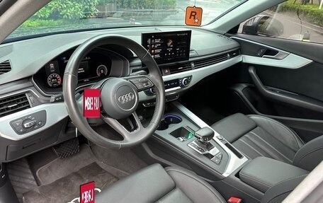 Audi A4, 2022 год, 13 фотография