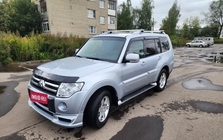 Mitsubishi Pajero IV, 2006 год, 1 100 000 рублей, 2 фотография