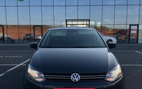 Volkswagen Polo VI (EU Market), 2014 год, 780 000 рублей, 2 фотография